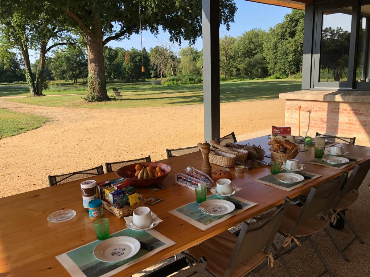 Couette-café L'orangerie De Châtel - Selection Figaro Magazine 2019